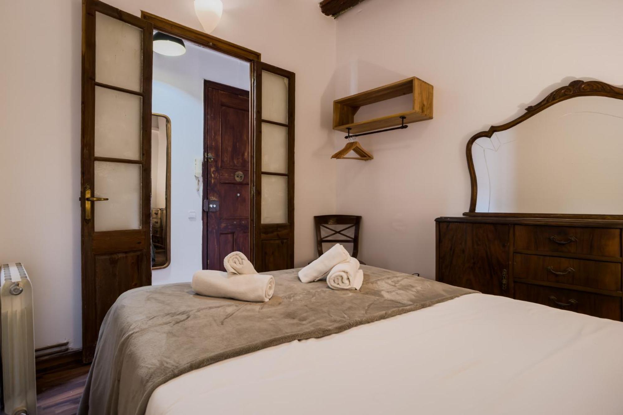 Magalhaes - Trad Flat In Poble Sec, Near Ramblas Barcelona Luaran gambar